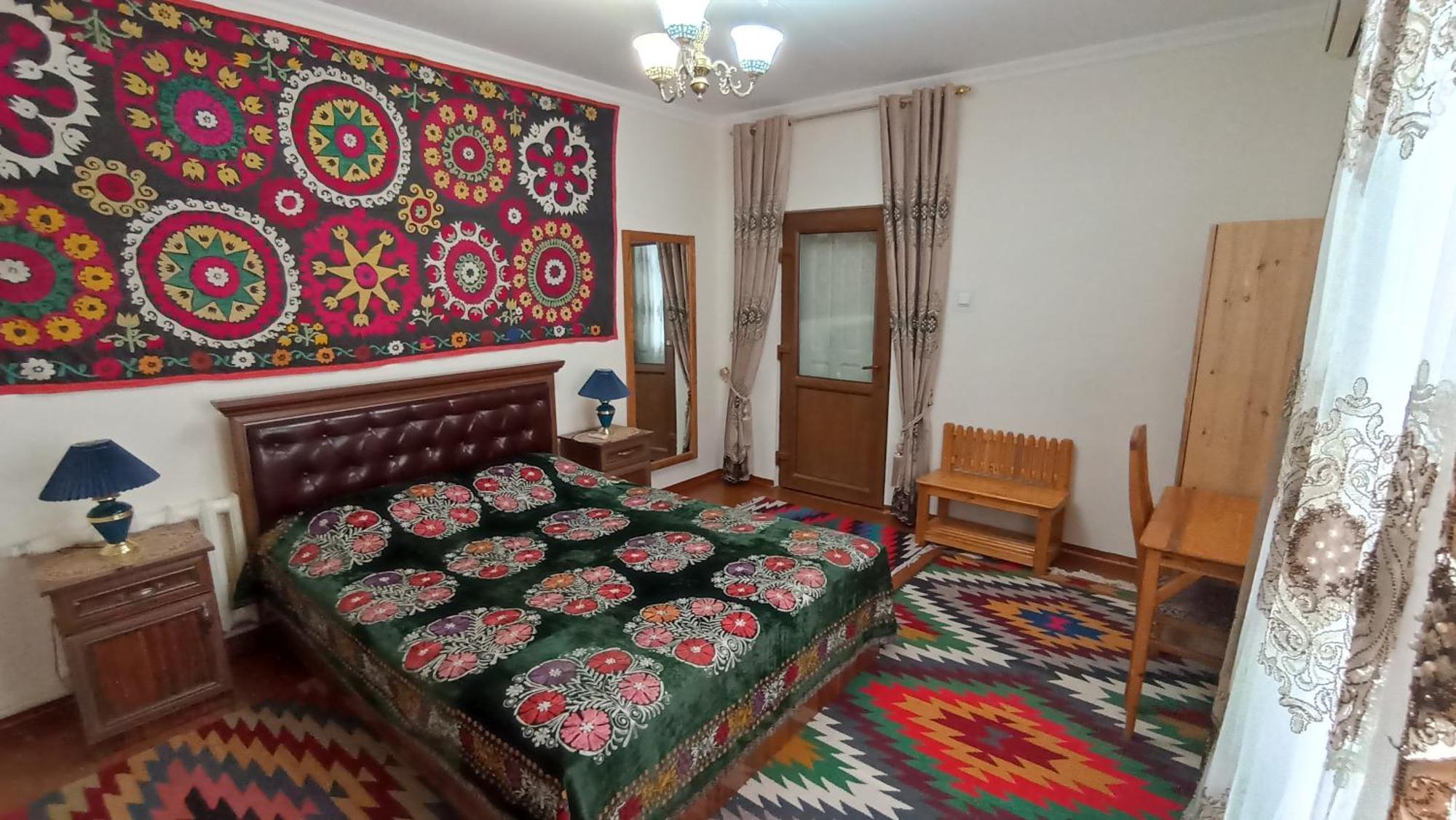 Meros B&B Khiva Esterno foto