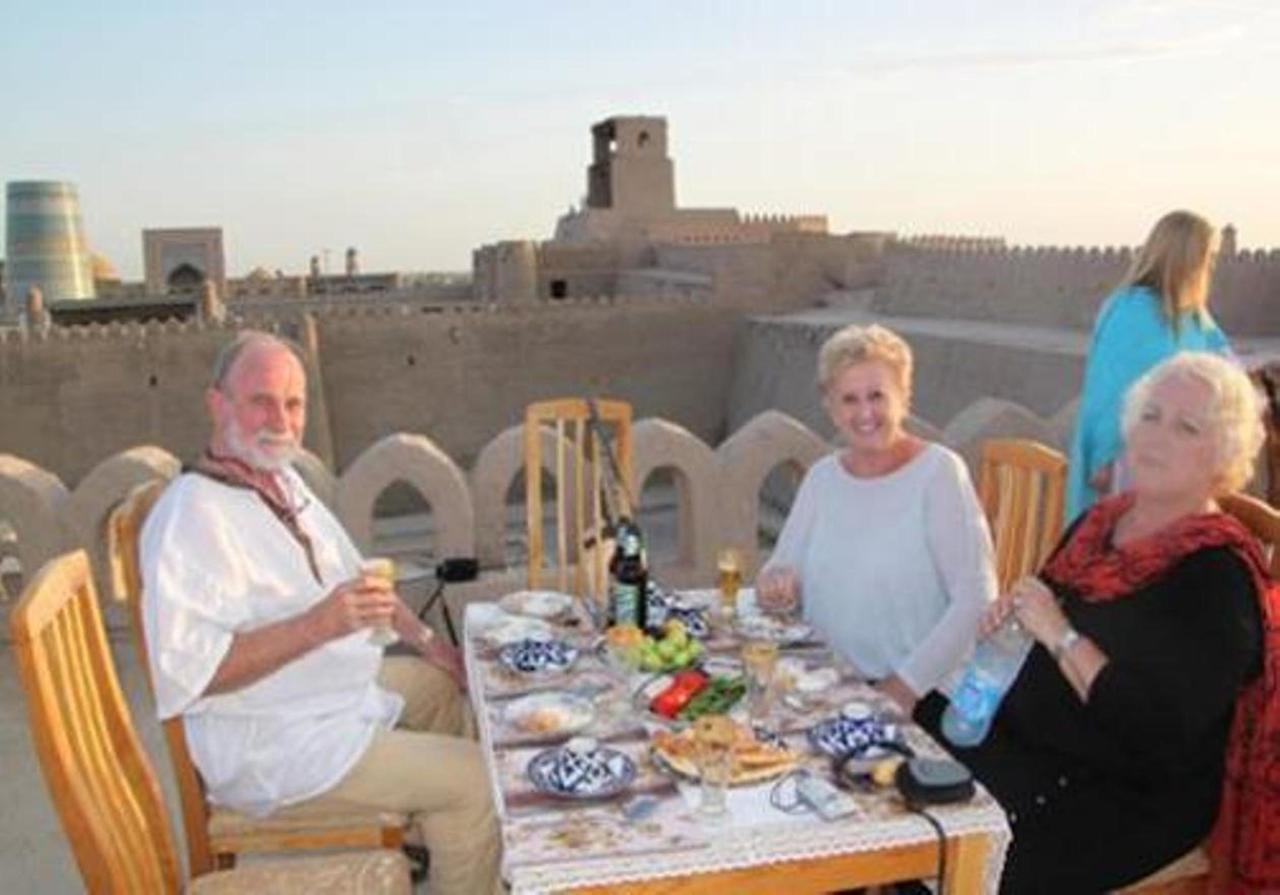 Meros B&B Khiva Esterno foto