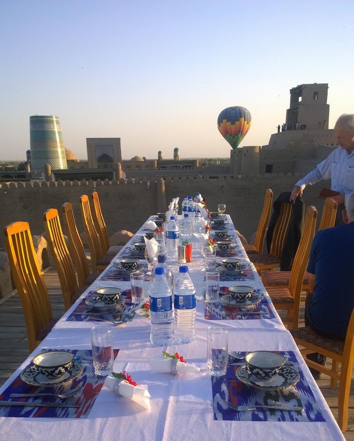 Meros B&B Khiva Esterno foto