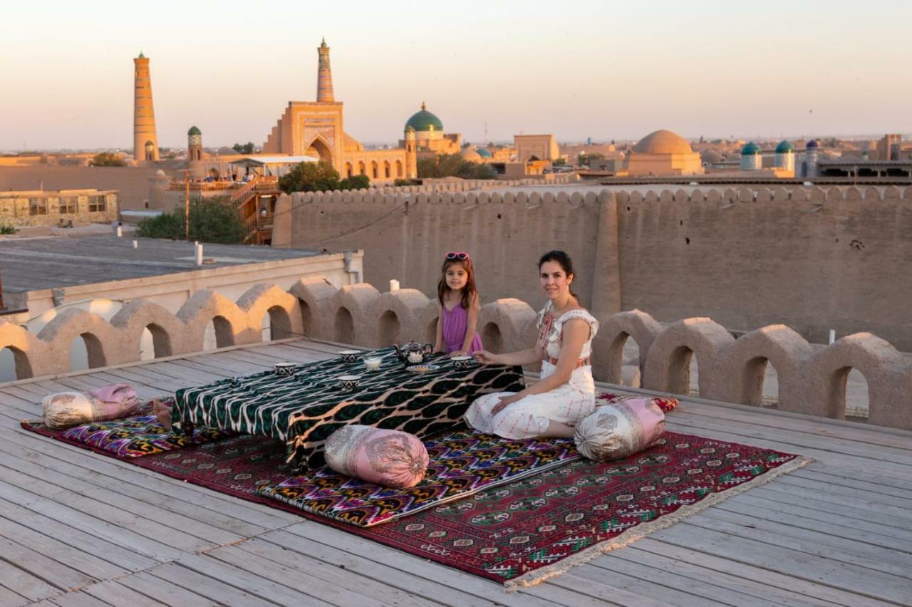 Meros B&B Khiva Esterno foto